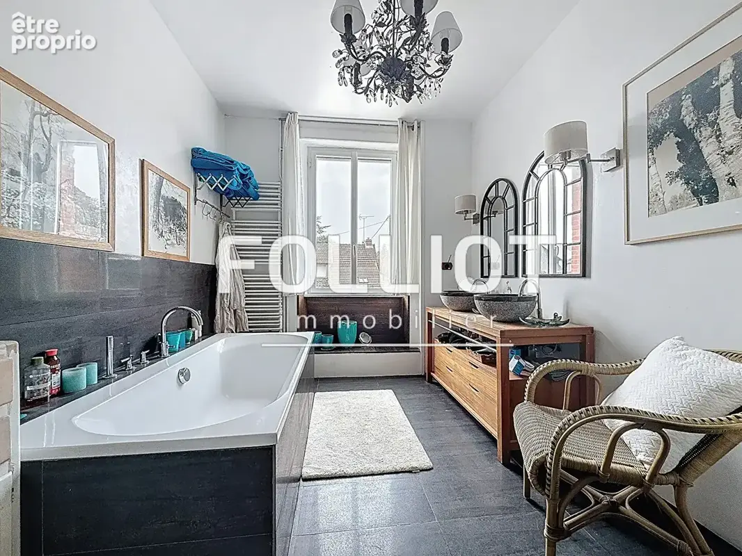 A Vendre Élégante Maison de Maître  Quartier  Carteret de 205 m² - photo 16