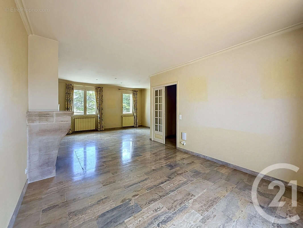 Maison 140 m² à Provins  - photo 5