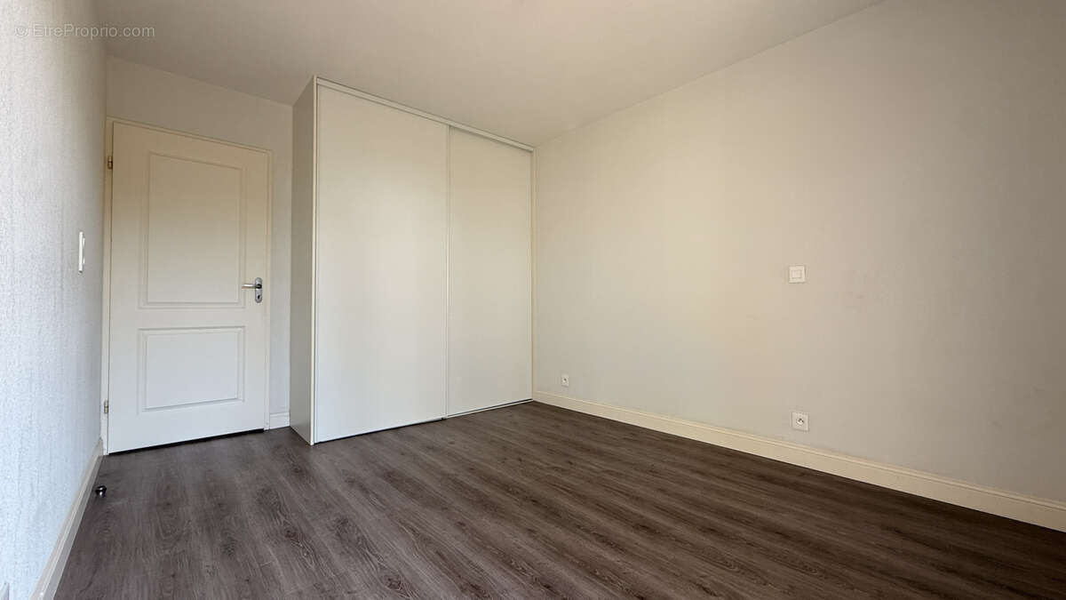 Appartement T3 de 64 m2 avec terrasse de 14,5 m2 - Gradignan Le Brandier - photo 10