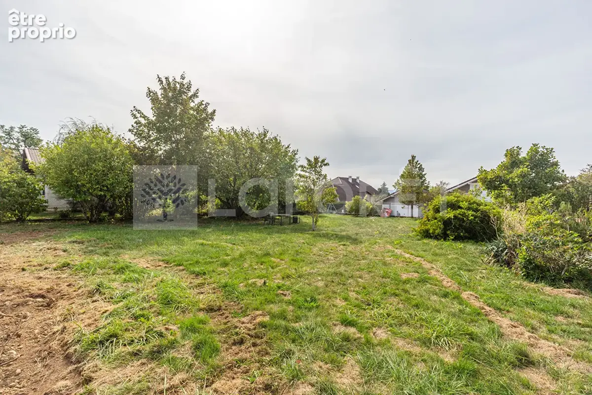 Agence immobiliere laforet - annecy-le-vieux - villa neuve 122,90m² - terrain 591m² - 4 chambres - piscine - garage 21,92m² - re - photo 4