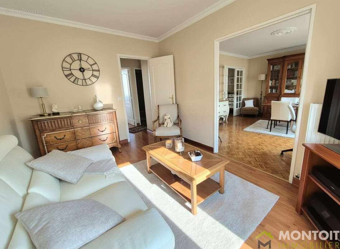 Appartement à THIAIS