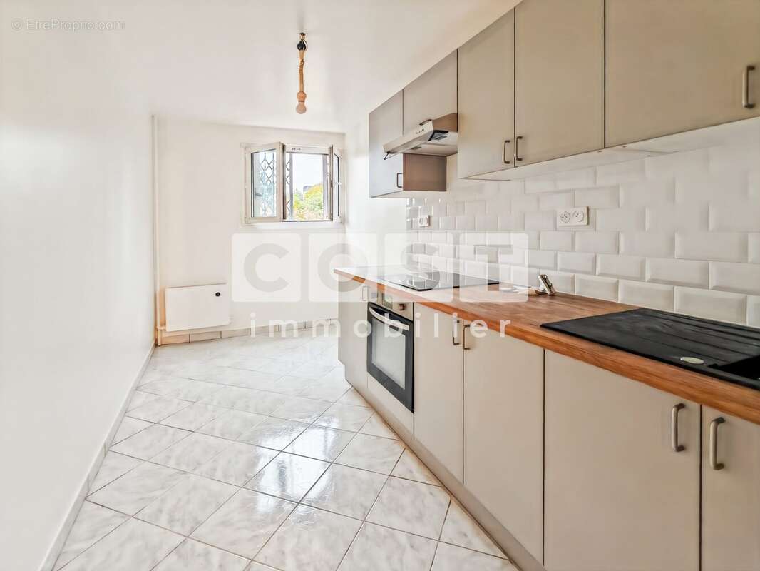 Appartement à ASNIERES-SUR-SEINE