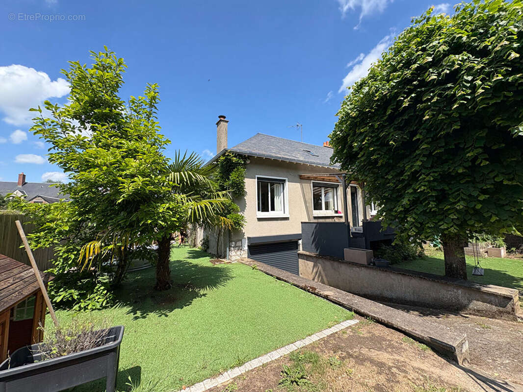 Maison à VINEUIL