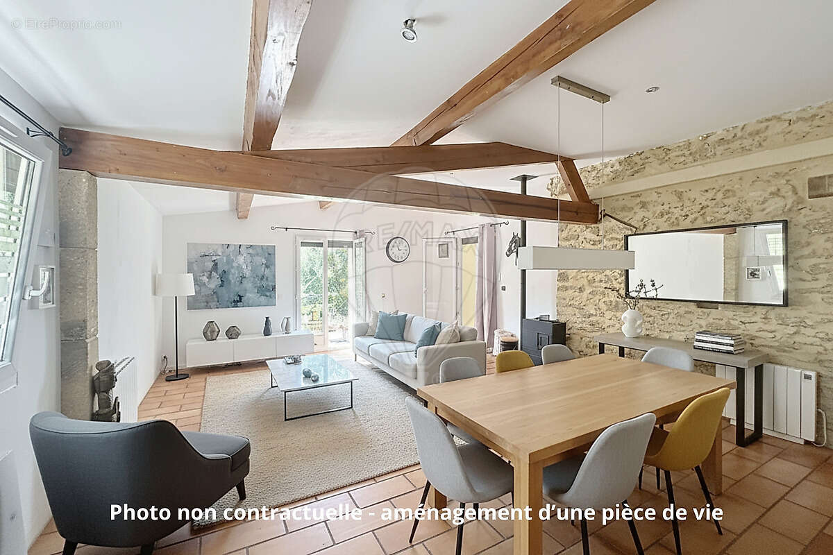 Maison à BOISSET-ET-GAUJAC