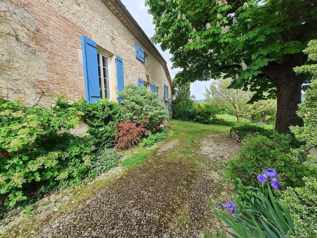 Maison à MIRADOUX