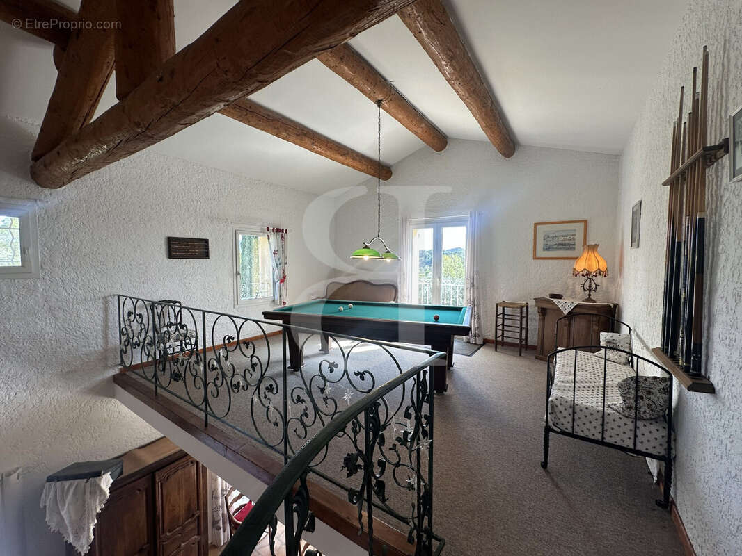 Maison à VAISON-LA-ROMAINE