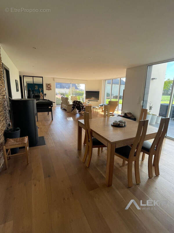 Maison à SAINT-VINCENT-SUR-OUST