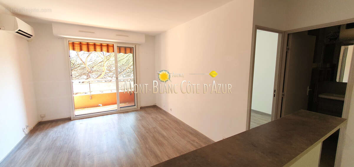 Appartement 2 pieces, parking prive, cave - photo 8