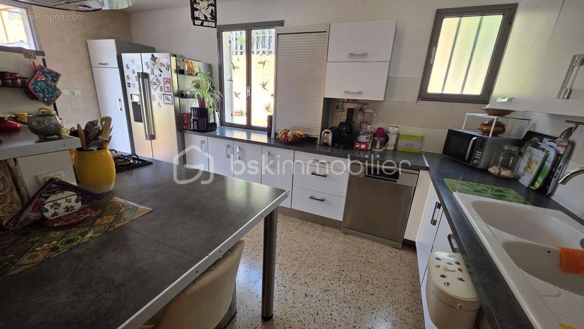 EN EXCLUSIVITÉ – A Cabasse (Var) - Villa avec vue panoramique, 5 Pièces - 100 M² - Grande Suite parentale –  Garage - photo 4