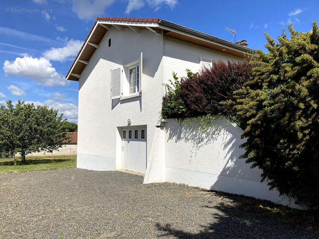 Maison à SAINT-GALMIER