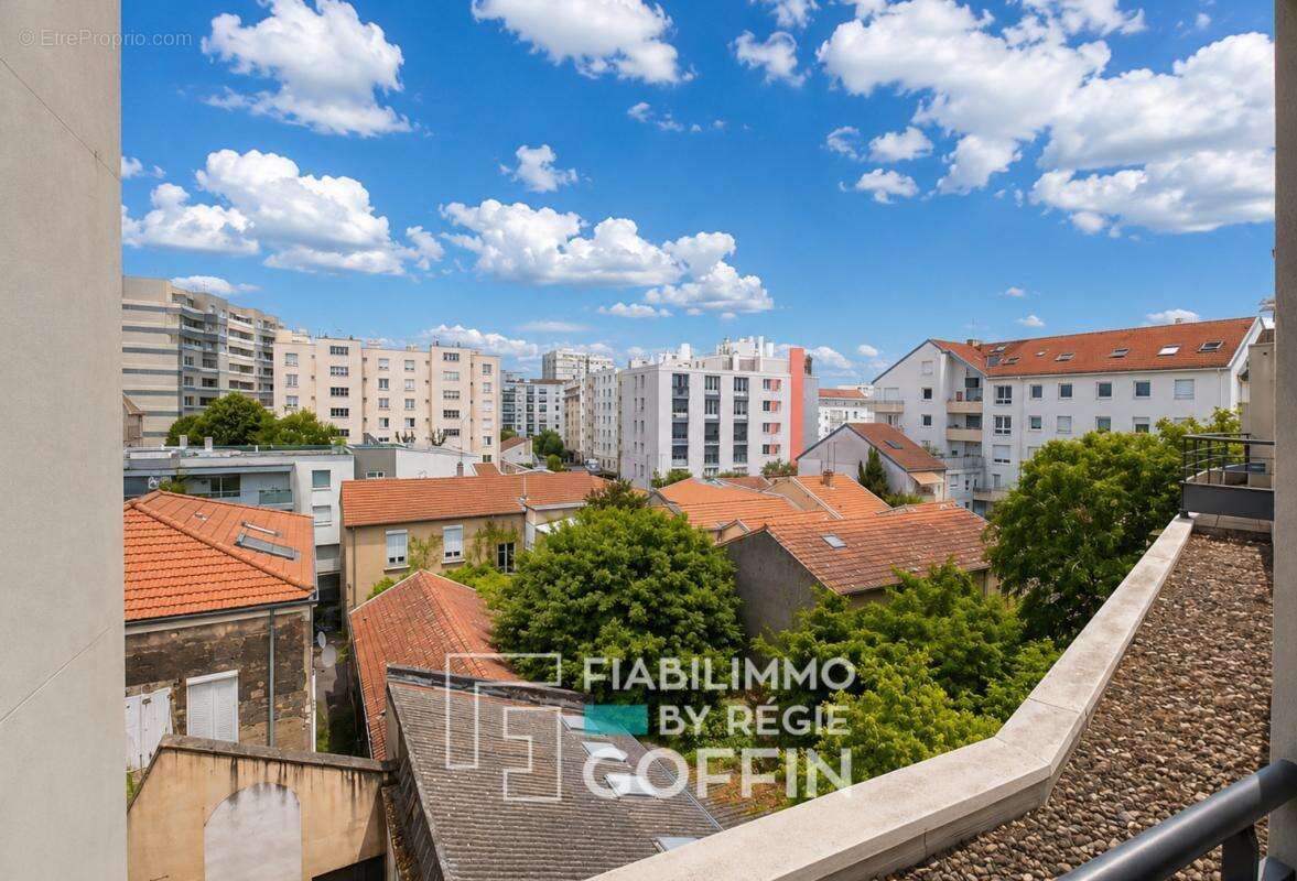 Appartement à VILLEURBANNE