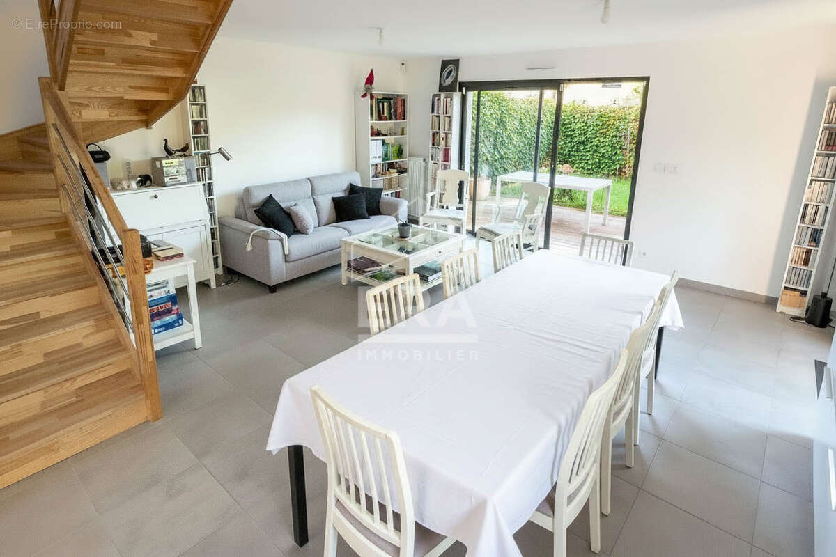 Appartement à DARDILLY