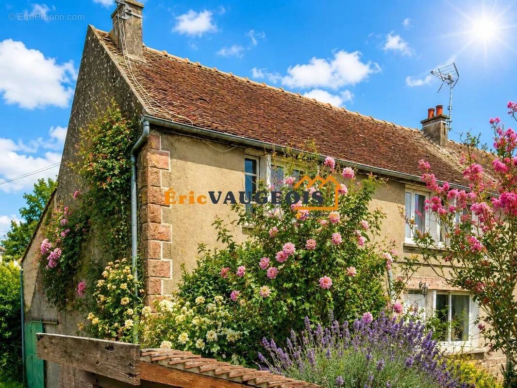 Maison à ROZAY-EN-BRIE