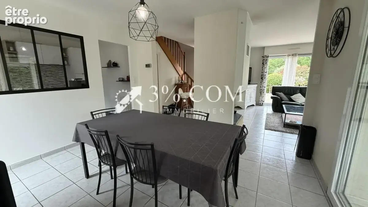 Contemporaine sur un magnifique et grand terrain - photo 11