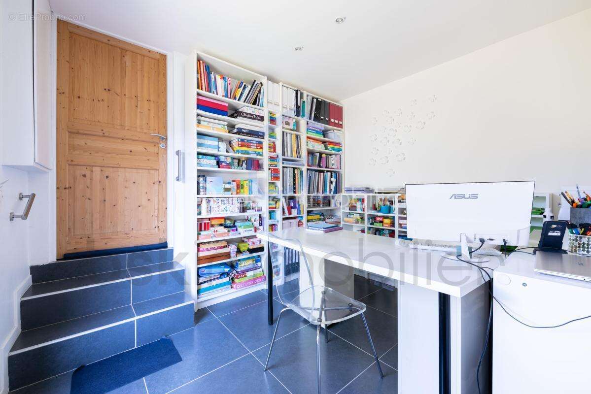 Maison de charme - 261m² - 7 chambres - photo 16