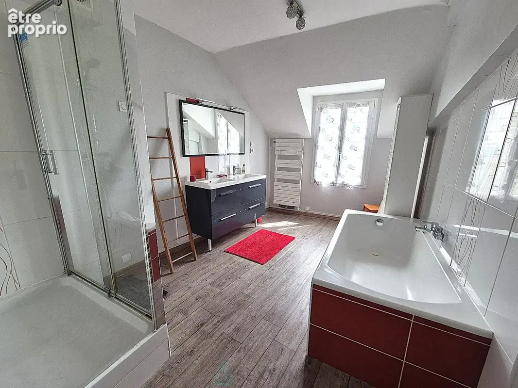 Maison 3 chambres, cave, garage - belle vue sur la vallée de la Loire - photo 11