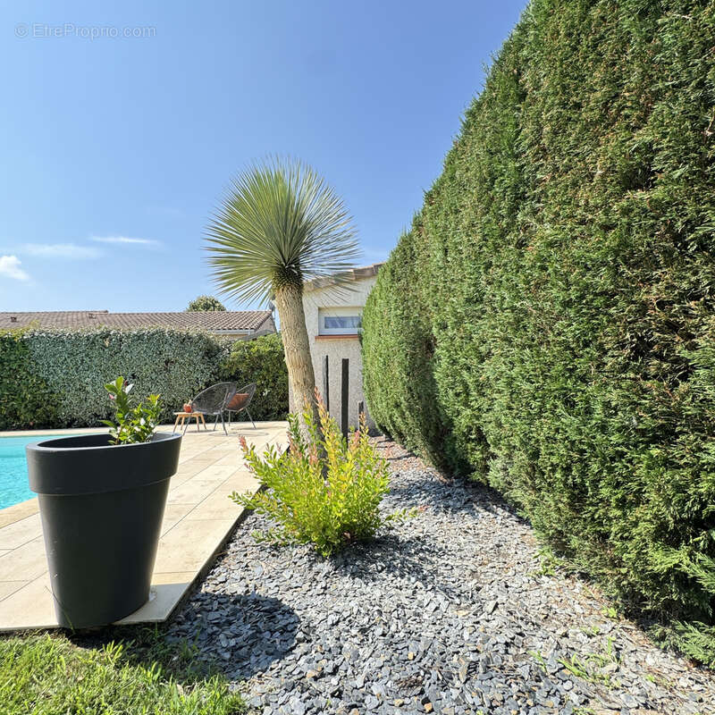 Superbe maison familiale de 153 m2 avec piscine, au calme - photo 7
