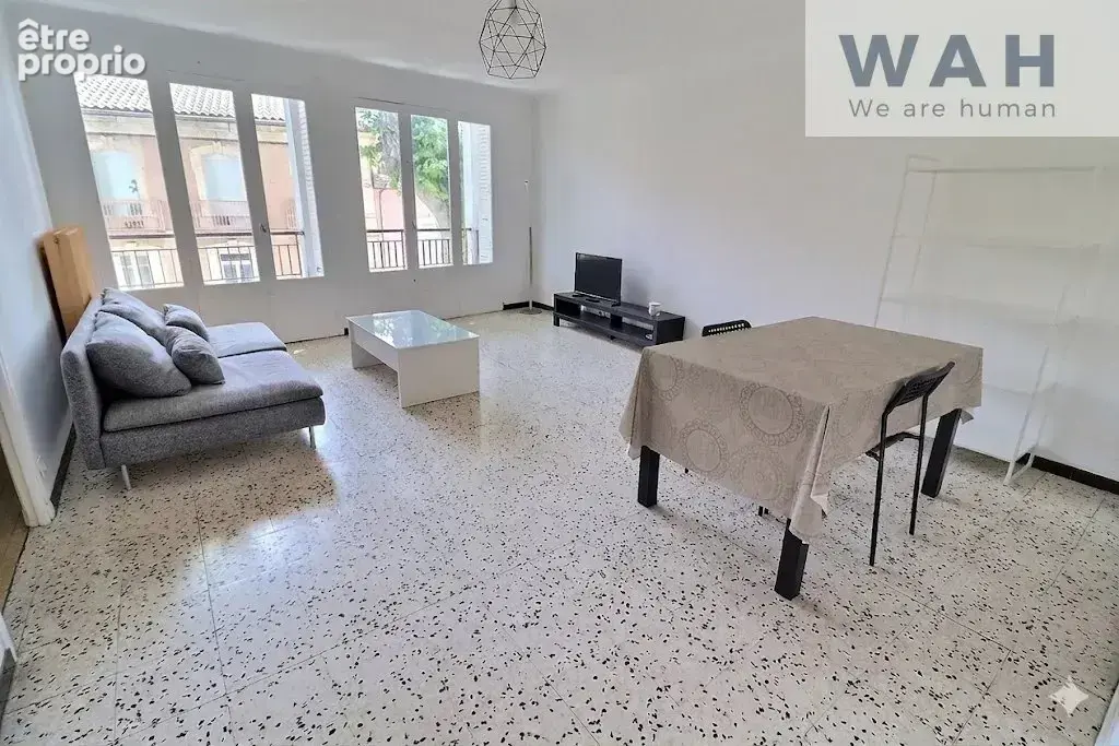 Appartement à LAMALOU-LES-BAINS