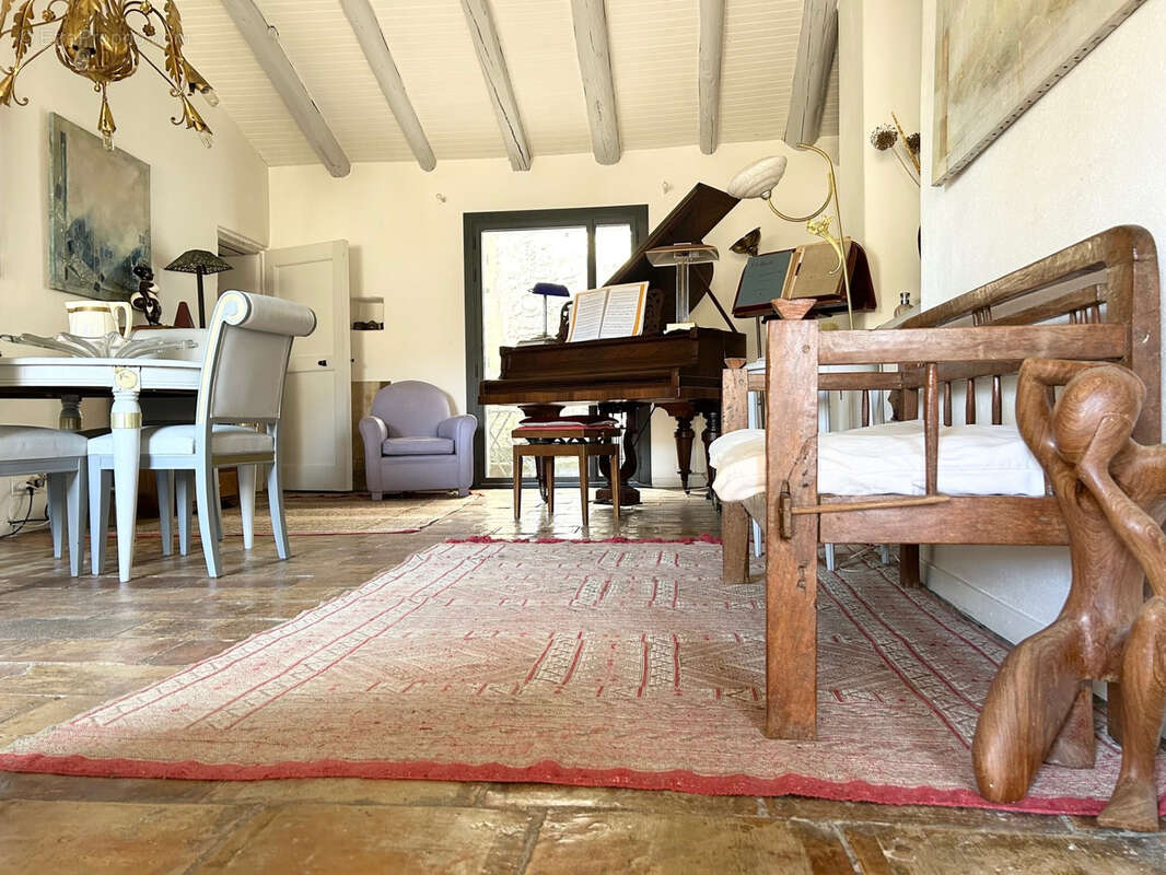 Maison à VALLIGUIERES