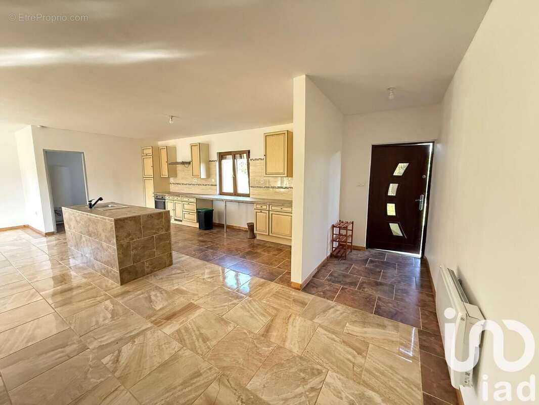 Photo 2 - Maison à LAMOTHE-MONTRAVEL