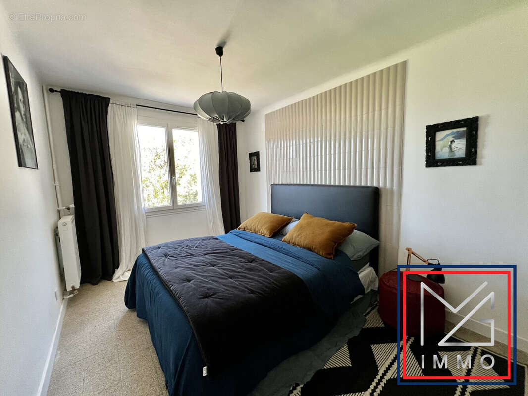 Appartement à SIX-FOURS-LES-PLAGES