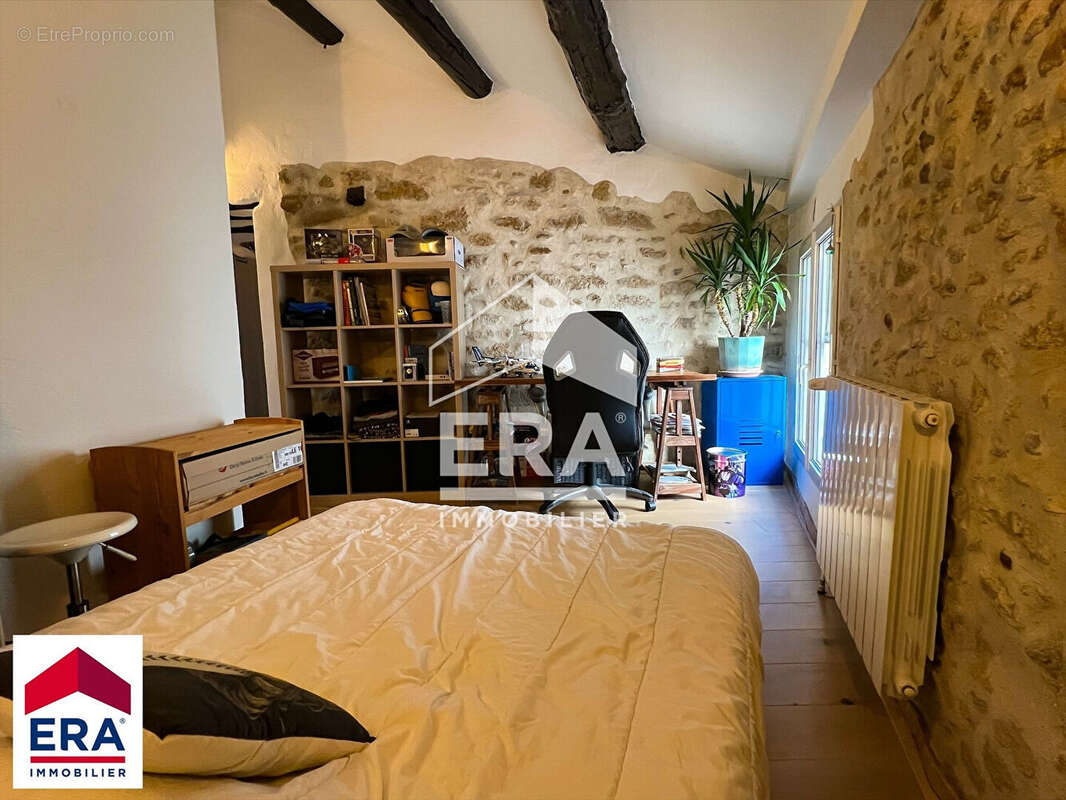 Maison à COURTHEZON