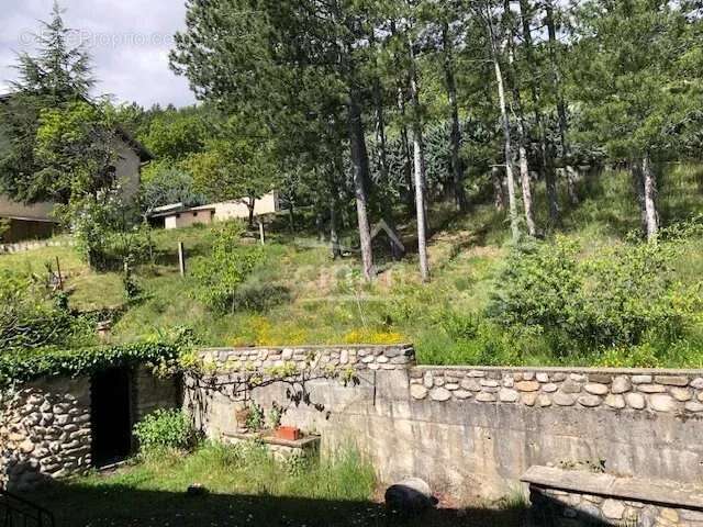 Maison traditionnelle avec terrain et garage - photo 14