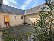 Cour - Maison à ISIGNY-SUR-MER