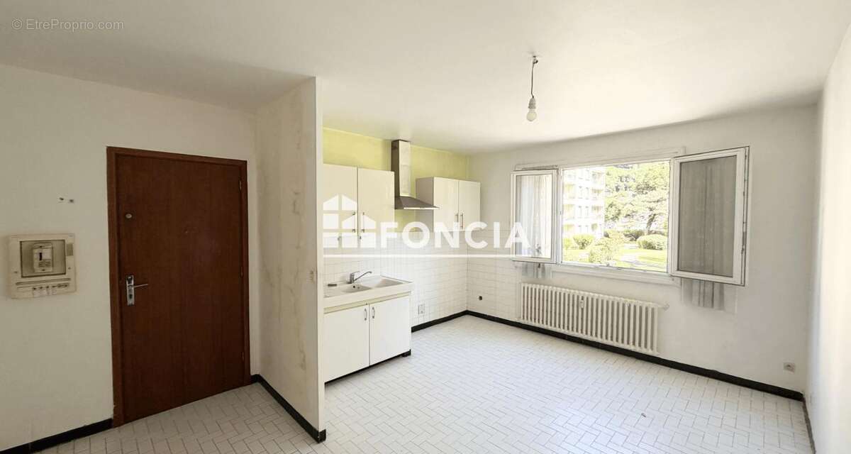 Appartement à VIZILLE