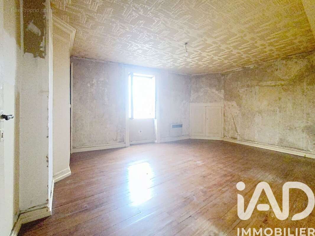Photo 4 - Maison à MILLERY