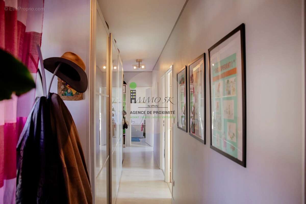 Appartement à RILLIEUX-LA-PAPE