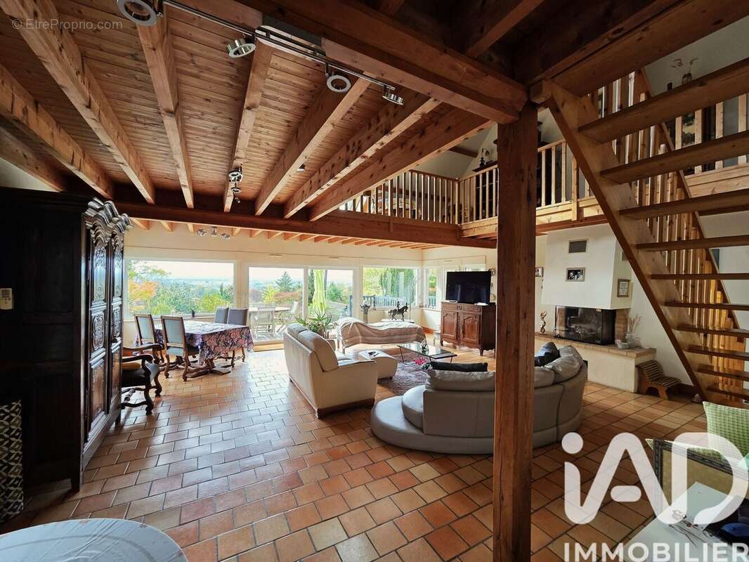 Photo 2 - Maison à TESSE-FROULAY