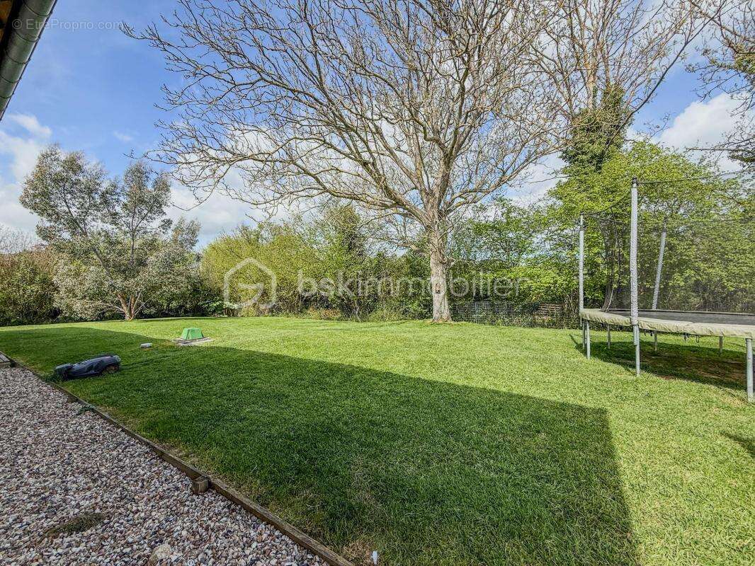 Maison familiale contemporaine de 2018 avec jardin – Prestations soignées, DPE A et vie de plain-pied - photo 17