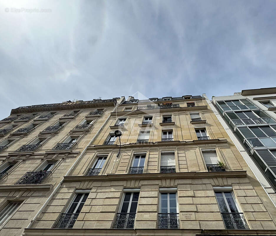 Appartement à PARIS-12E