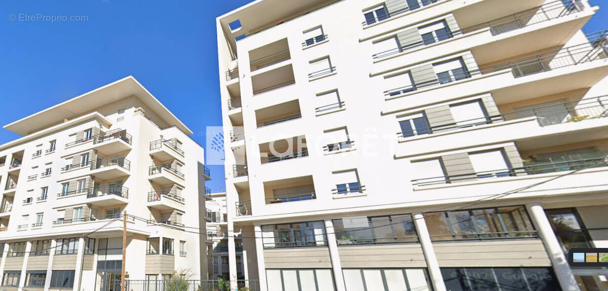 Appartement à LYON-8E