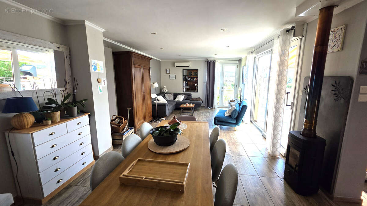 Dans quartier résidentiel agréable maison 3 chambres + studio - photo 10
