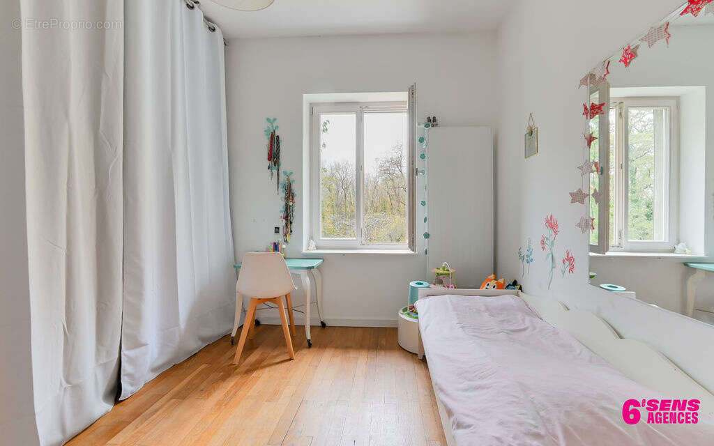 Maison à FRANCHEVILLE