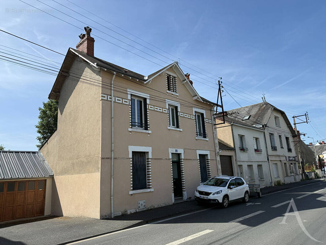 Maison à CHATEAUROUX