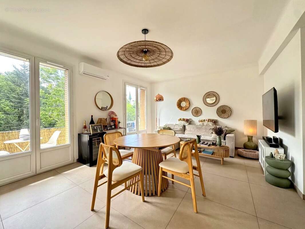 Appartement à MARSEILLE-7E