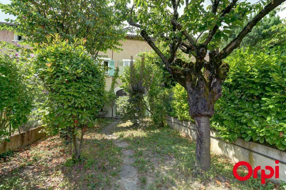 Maison à CALUIRE-ET-CUIRE