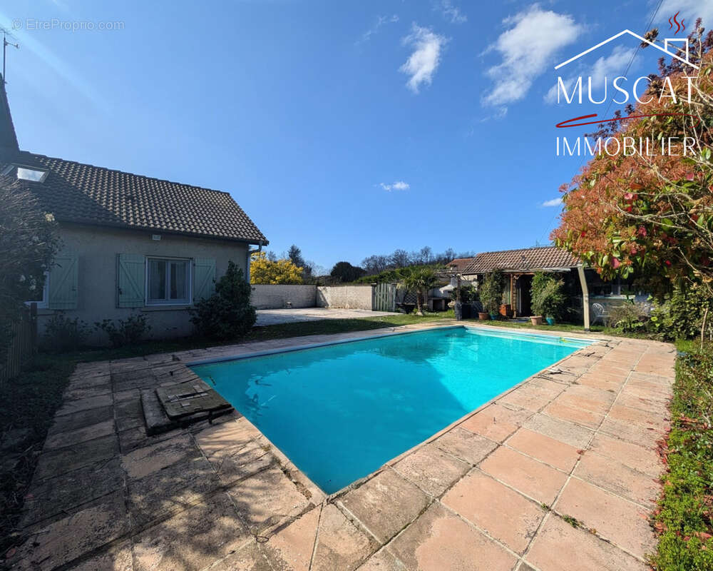 Maison à BONNEFAMILLE