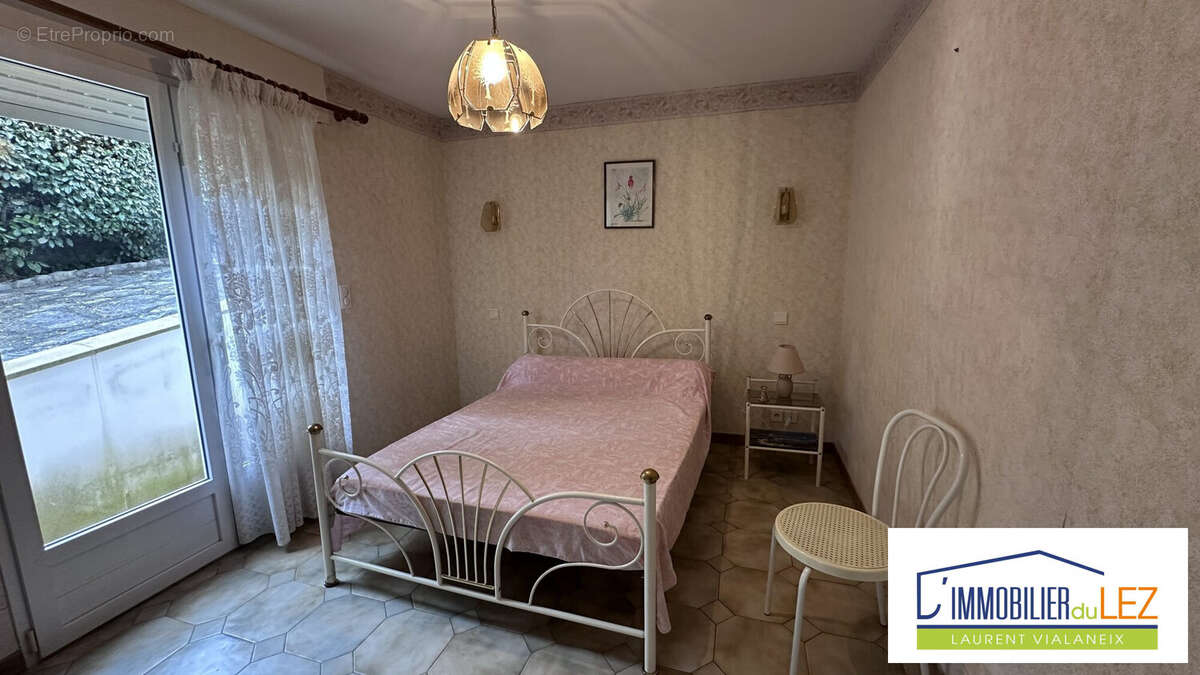 Maison à SAINT-CLEMENT-DE-RIVIERE