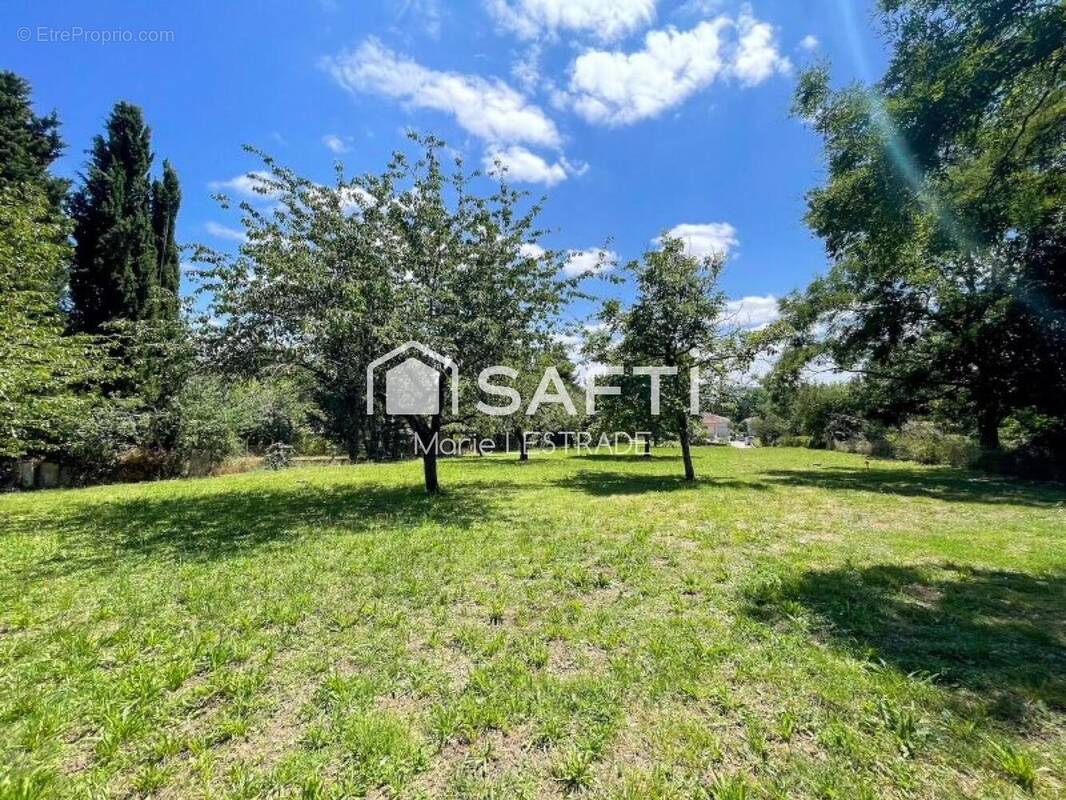 Photo 1 - Terrain à GARIDECH