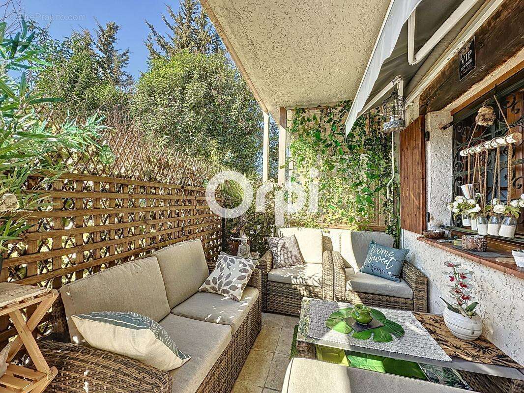 Appartement à LA COLLE-SUR-LOUP