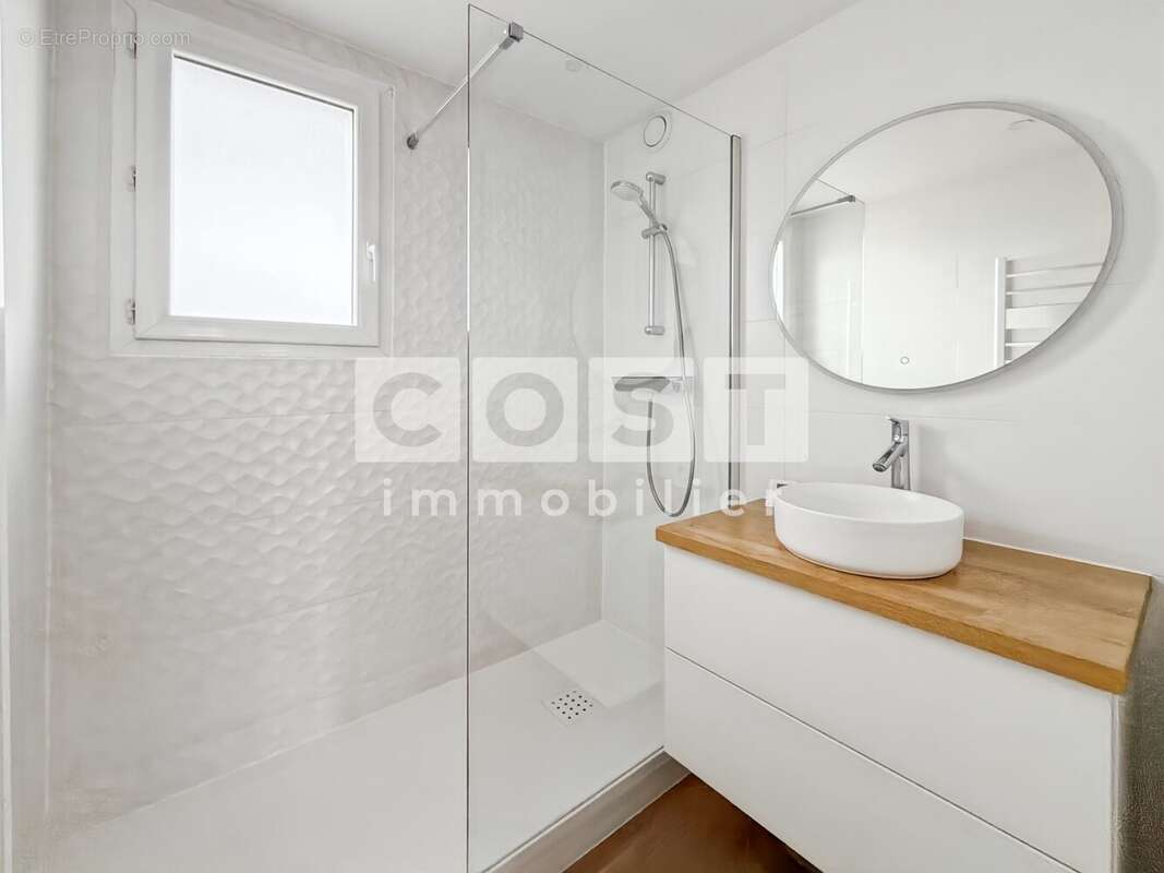 Appartement à ASNIERES-SUR-SEINE
