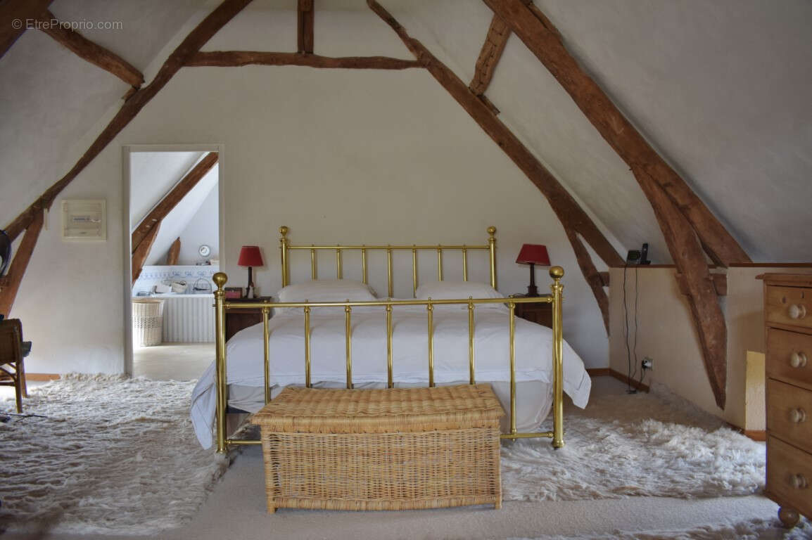 Maison à GOURDON
