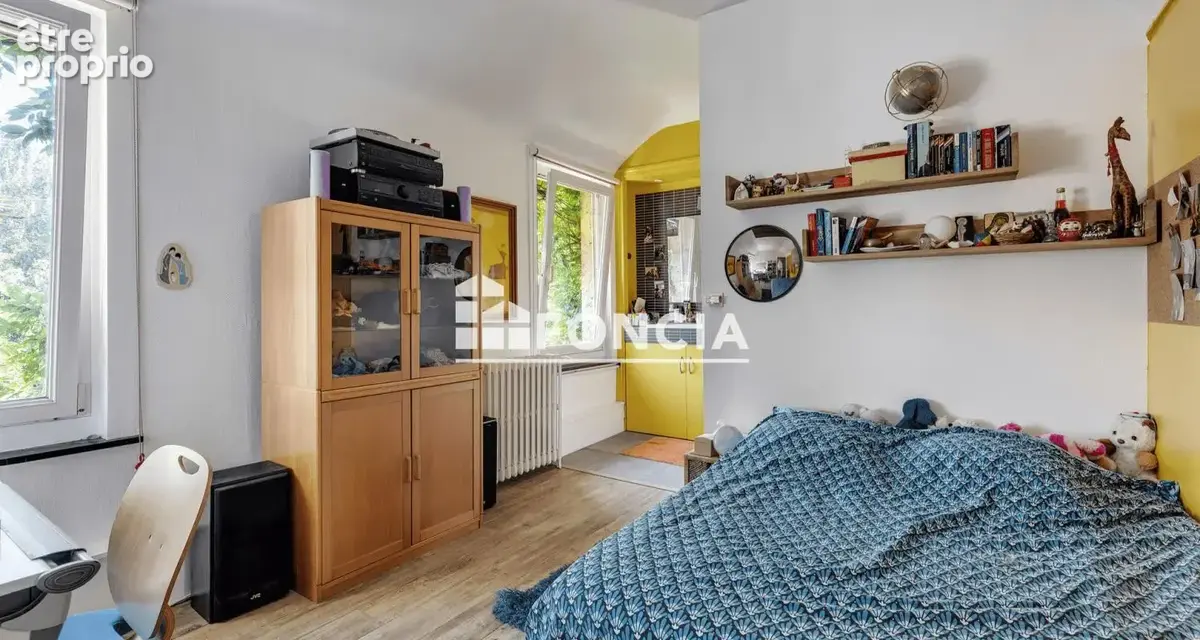 Maison avec cachet 220m2 - Proche parc BARBIEUX et Métro Epeule - Montesquieu - photo 10