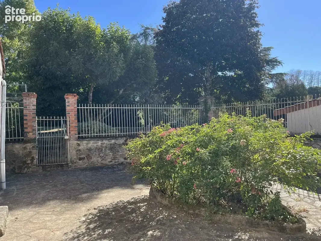Jolie maison de village avec jardin et grange attenante à Rancon - photo 2