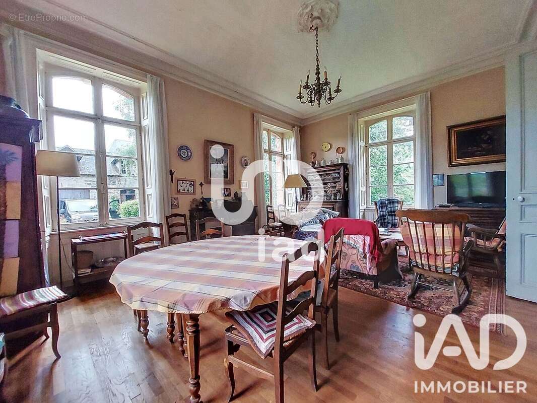 Maison 342 m² à Soulles  - photo 7