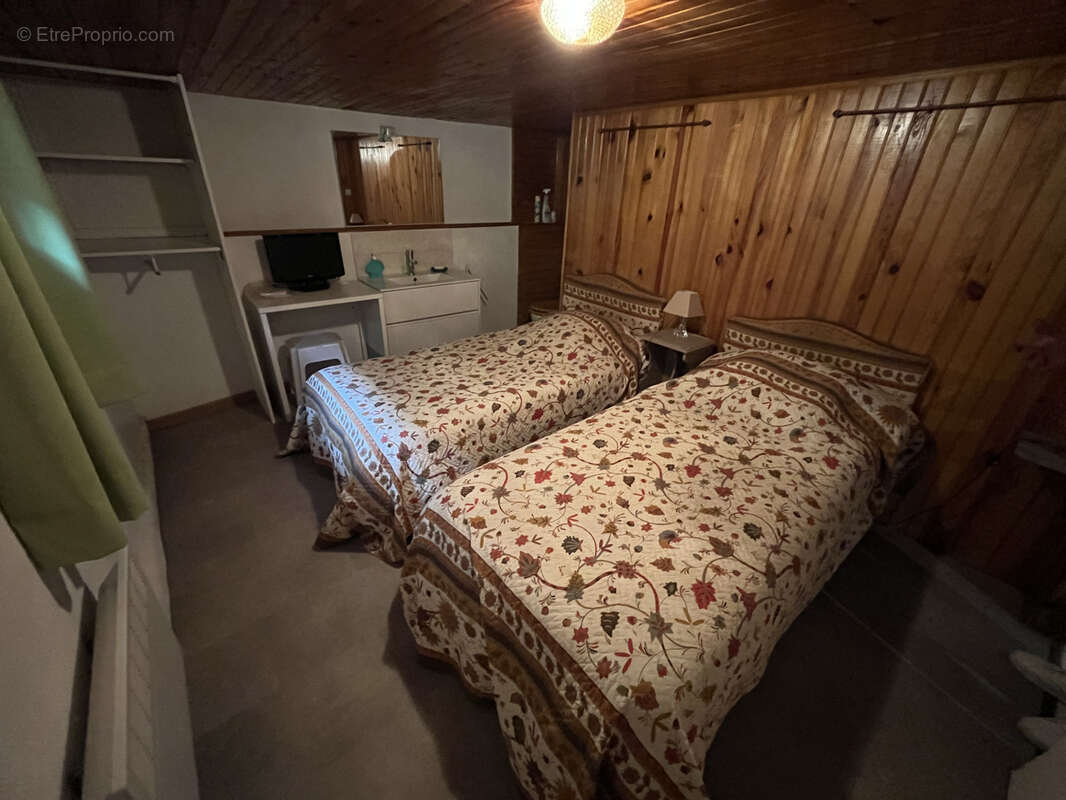 Maison à PARAY-VIEILLE-POSTE